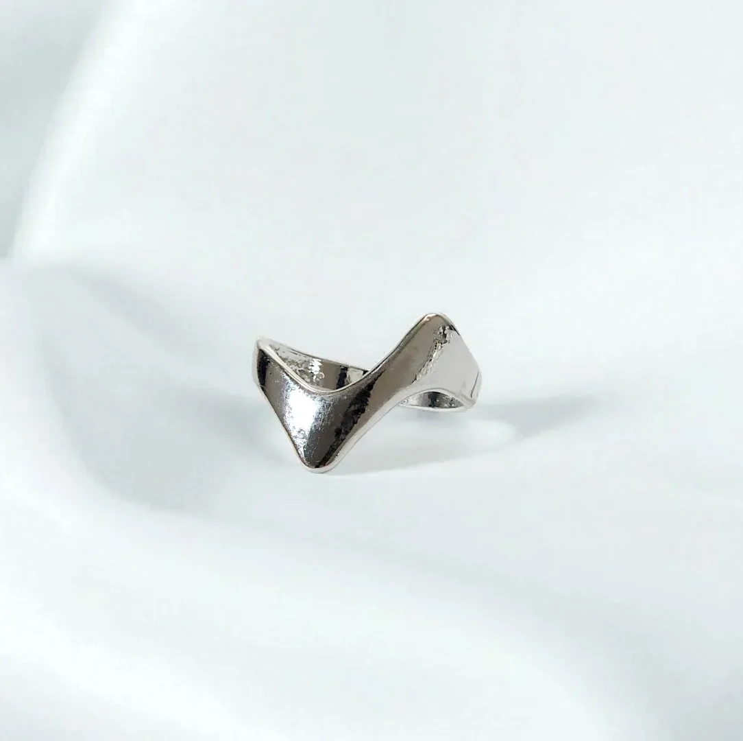 Wavy ring, model 100 انگشتر موجی مدل 100
