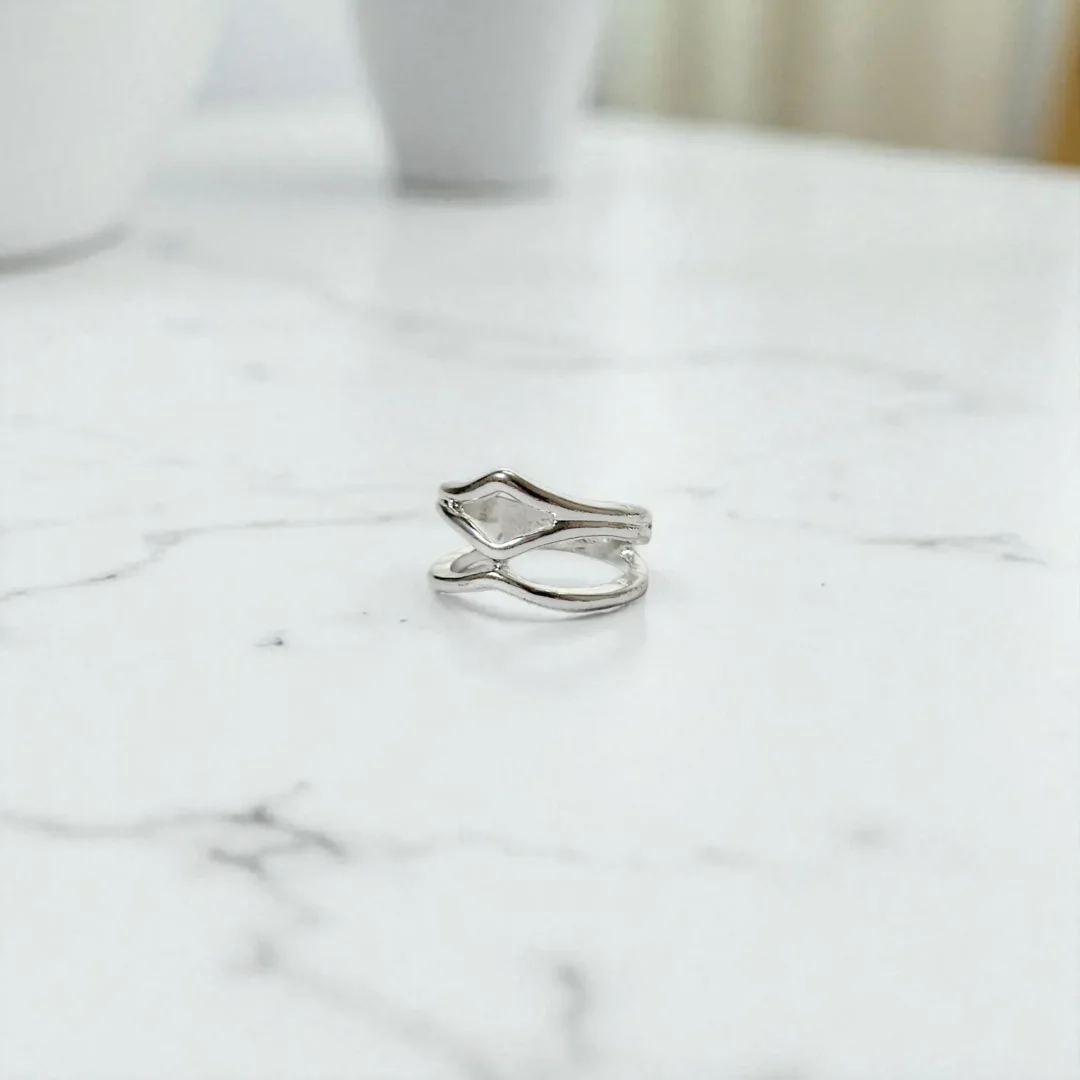 Open wavy design ring, model 101 انگشتر طرح موجی باز مدل 101
