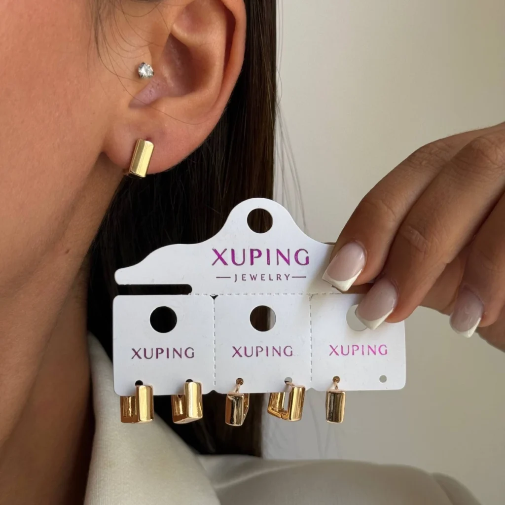 گوشواره Xuping حلقه‌ای مستطیلی طلایی مدل 234
